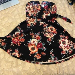 Jun & ivy strapless mini dress with cups